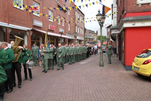 Schützenfest__Antreten_Samstag_2019-08-17_12-23-16_1